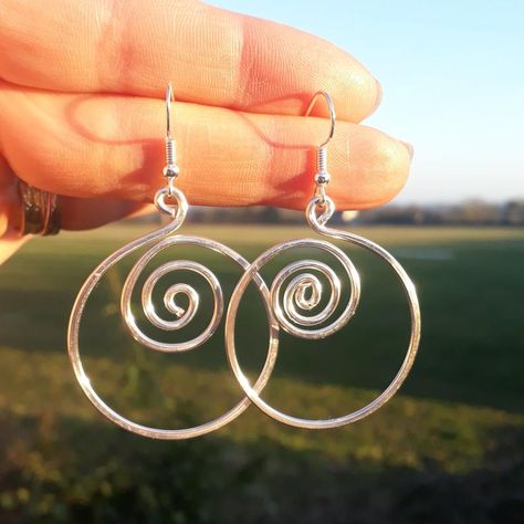 Big silver spiral wire hoop earrings festival jewellery for | Etsy Silver Wire Jewelry, Festival Jewellery, Spiral Jewelry, Wire Hoop Earrings, Astuces Diy, Festival Earrings, Hoop Earrings Silver, Jewellery For Women, Spiral Earrings