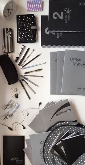 Black And White School Supplies Aesthetic, School Supplies Black And White, Alt Back To School Supplies, All Black School Supplies, Black Stationary Aesthetic, Black Office Supplies, School Supplies Grunge, Black And White School Supplies, School Supplies Aesthetic Black