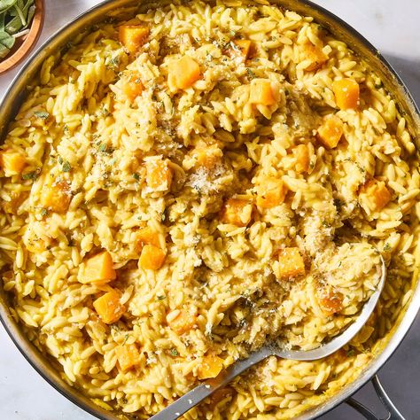 Creamy butternut squash orzo Butternut Squash Orzo, Squash Orzo, Creative Dinner Ideas, Parmesan Roasted Green Beans, Creative Dinner, Sweet Potato Pizza, Butternut Squash Casserole, Creepy Paintings, Pasta Skillet