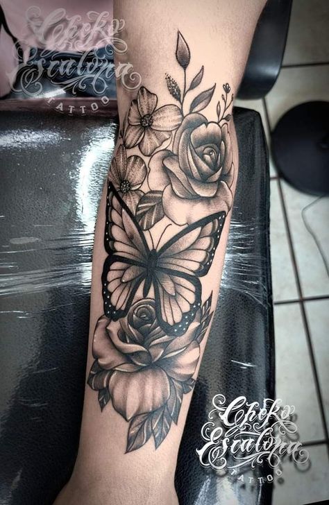 #OwlTattoo #CuteOwlTattoo #OwlInk #OwlTattooDesign #OwlTattooArt #InkedOwls #OwlTattooIdeas #OwlTattooLove #TattooInspiration #AnimalTattoos Butterfly Tattoo Forearm For Women, Arm Sleeve Tattoos For Women, Rose Tattoos For Women, Butterfly Tattoos For Women, Clever Tattoos, Tattoos For Women Half Sleeve, Roses Tattoo, Forearm Tattoo Women, Leg Tattoos Women