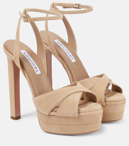 Divine 130 suede platform sandals in beige - Aquazzura | Mytheresa Luxury Platform Heels For Beach, Luxury Cream Platform Heels, Luxury Beige Platform Sandals, Aquazzura Platform Sandals, Aquazzura Twist Sandal, Bold Gold Jewelry, Shoe Maker, Spring Sunglasses, Minimal Shoes