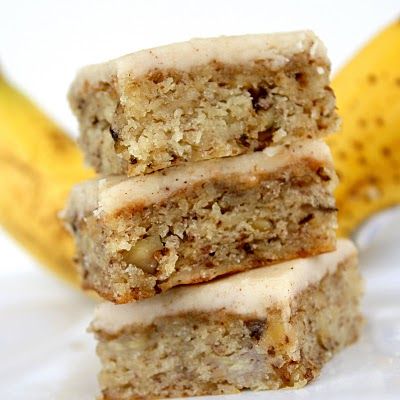 Monkey Squares--these are VERY good and so moist---use up those over-ripe bananas! Monkey Squares, Fruit Deserts, Banana Bread Bars, The Girl Who Ate Everything, Banana Bars, Browned Butter, Butter Frosting, Monkey Bars, Cake Bars