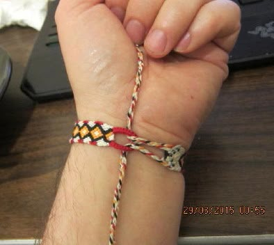 Kids Friendship Bracelets, Bracelet Closures, Tie Tutorial, Friend Ship, Bracelets Easy, Bracelet Miyuki, Friendship Bracelets With Beads, Friendship Bracelets Tutorial, Friendship Bracelets Designs