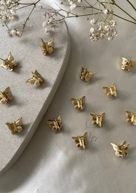 9x Mini Butterfly Claw Clips Gold Clips Minimalist Everyday Clips for Special Occasions, Kids, Children, Baby, Baby Showers, Everyday - Etsy Mini Butterfly, Blank Hats, Shower Bebe, Butterfly Clips, Gold Clips, Planner Inspiration, Claw Clips, Gold Butterfly, Claw Clip