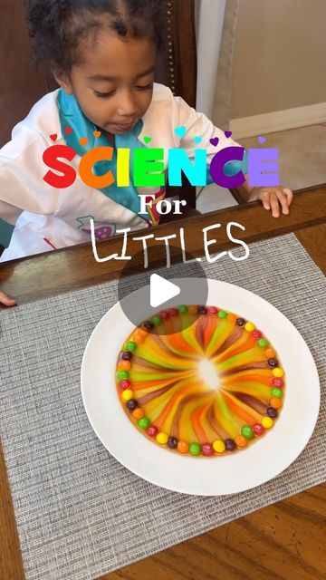 Cynthia on Instagram: "Skittles Experiment 🌈   Let’s make a rainbow! The easiest experiment to set up.  You need : - skittles - plate - hot water  What’s the science behind it? The candies have a coating made out of food coloring and sugar. When it touches the hot water, the coating starts to dissolve causing the food coloring to come off. The science of why the colors bleed to the center of the plate is called concentration gradient. The concentration of sugar is higher near the candies than the middle of the plate, where there is only water. Therefore, the food coloring diffuses down a concentration gradient, from areas of higher concentration of sugar to areas of lower concentration. Did you notice that the colors don’t mix as they go toward the center of the plate? This is due to wate Skittle Rainbow Experiment, Skittles Experiment For Kids, Skittles Rainbow Experiment, Skittles Science Experiment, Skittles Experiment, Candy Science Experiments, Rainbow Experiment, Candy Science, Water Experiments