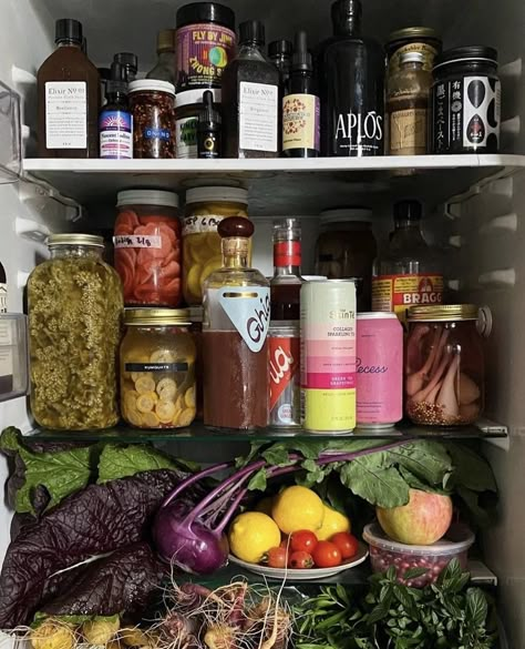 Pretty Fridge, Aesthetic Fridge, Fridge Aesthetic, Healthy Fridge, Weather Activity, Green Princess, Nyc Marathon, Behind Closed Doors, Healthy Lifestyle Inspiration