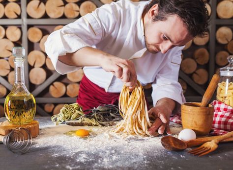 Many Italian chefs turn to the same set of secrets when cooking their meals—and they are easy to replicate at home. Risotto Dishes, Jackfruit Recipes, Visiting Italy, Best Italian Restaurants, Italian Recipes Dessert, Healthy Italian, Food Tech, Italian Chef, Italian Cooking