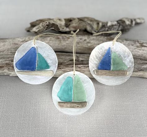 Beach Christmas Ornament Seaglass Ornament Seaglass Tree - Etsy Sea Glass Sailboat, Seaglass Christmas Trees, Sea Glass Ornaments Christmas, Seaglass Ornaments Diy, Beach Glass Ornaments, Sea Glass Animals, Seaglass Christmas Ornaments, Sea Glass Ornaments Diy, Beach Ornaments Diy