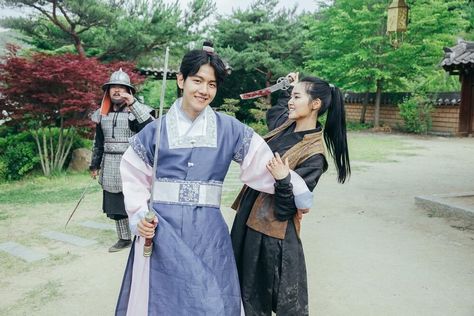 Dream without Limits : Scarlet Heart Ryeo Behind the scenes [2/2] Z Hera, Baekhyun Moon Lovers, Scarlet Heart Ryeo Wallpaper, Moon Lovers Drama, Moon Lovers Scarlet Heart Ryeo, Scarlet Heart Ryeo, Wang So, Kang Ha Neul, Scarlet Heart