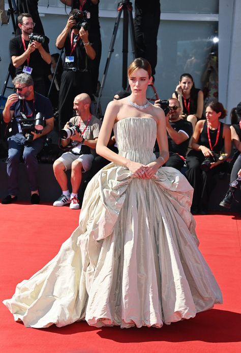 All of the Celebrity Fashions at the 2024 Venice Film Festival | Vogue Stacy Martin, Star Of The Week, Angelina Jolie Photos, Justin Theroux, Vogue Wedding, Pink Wedding Dresses, Red Carpet Ready, Venice Film Festival, Patti Smith