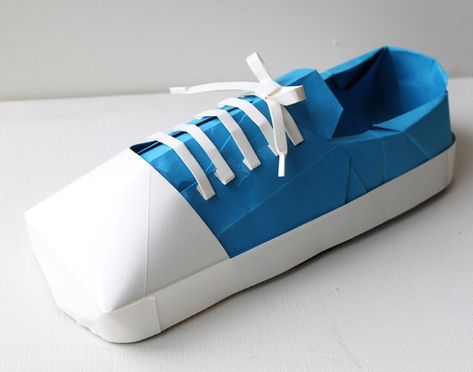 If You Don’t Love These Origami Shoes then You Probably Have no Sole Origami Shoes, Boots Stilettos, Japanese Shoes, Shoe Template, Paper Shoes, Cute Origami, Ap Studio Art, High Heels Boots, Christmas Origami