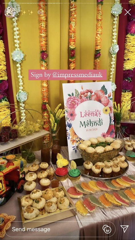 Pani Puri Party Ideas, Dholki Food Table, Mehendi Food Ideas, Methai Decor, Mendhi Food Table, Mehendi Food Stalls, Dholki Dessert Table, Mendhi Desert Table, Chaat Party Decoration