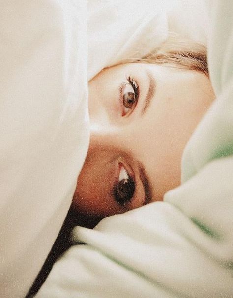 Edward Weston, Instagram Image, The Pillow, Her Eyes, White Photo, Black And White Photography, Photo Inspiration, Photography Inspiration, Beautiful People