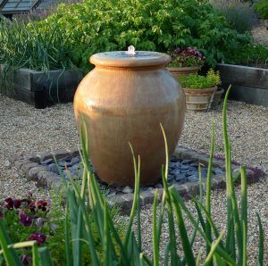 Italian Terrace | Stunning water feature ideas for your garden Pot Water Feature, Italian Terrace, Water Feature Ideas, Patio Water Feature, Knot Garden, Italian Water, Garden Water Feature, Diy Garden Fountains, Pool Water Features