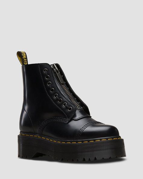 Dr Martens Sinclair, Dr Martens Store, Leather Platform Boots, Jungle Boots, Black Dr Martens, Doc Martens Boots, Platform Chelsea Boots, Martens Boots, Black And White Shoes