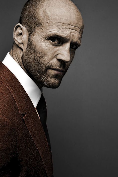 جيسون ستاثام, Jason Stratham, A Man In A Suit, Man In A Suit, Bald Man, Men Photography, Jason Statham, Business Portrait, Celebrity Portraits