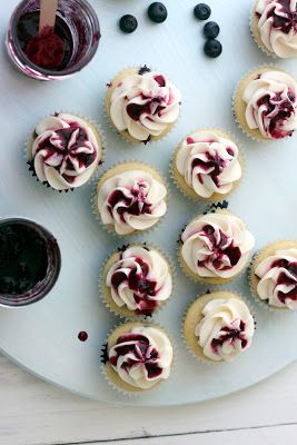 Always With Butter: Blueberry Preserves & Blueberry Cupcakes with Honey Buttercream Mm Cupcakes, Dessert Bar Party, Blueberry Preserves, Honey Buttercream, Blueberry Cupcake, Cuppy Cake, Cupcake Cream, Mothers Day Desserts, Blueberry Cupcakes