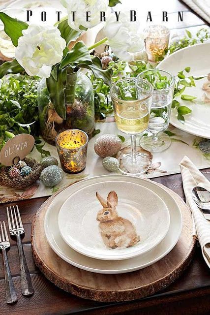 Easter Table Eggspiration ideas #Easter #Tablescape Decor For Table, Rustic Easter Decor, Rustic Easter, Brunch Decor, Easter Table Settings, Easter Tablescapes, Simple Centerpieces, Easter Decorations Dollar Store, Easter Decorations Vintage