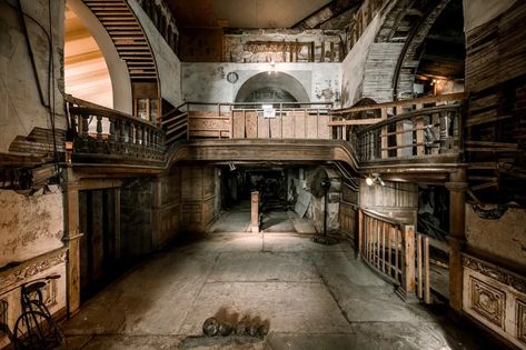 Boldt Castle: A Captivating Gem on Heart Island - Architectural Afterlife Heart Island, Hart Island, Boldt Castle, Saint Lawrence River, Alexandria Bay, Saint Lawrence, Thousand Islands, Grand Staircase, Wooden Boats