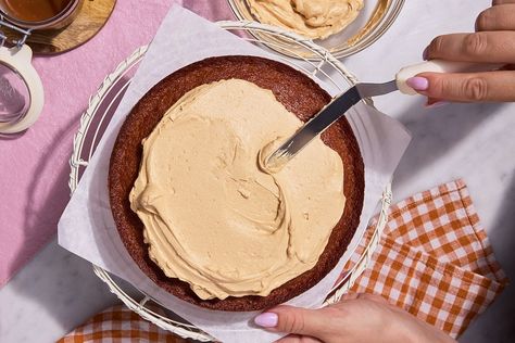 Whipped caramel is for caramel lovers (and haters) Whipped Caramel Frosting, Whipped Caramel, Best Apple Recipes, Fall Favorites Recipes, Flour Bakery, Baking School, King Arthur Baking, Holiday Bread, Pizza Cake