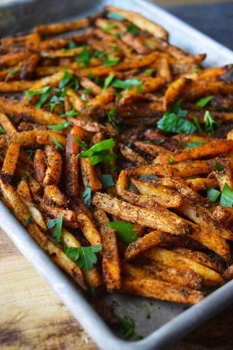 Spicy Cajun Fries Recipe Cajun Fries Recipe, Best Fries, Cook Vegetables, Cajun Fries, French Fries Recipe, Frozen French Fries, Raw Potato, Remoulade Sauce, Breakfast Hash