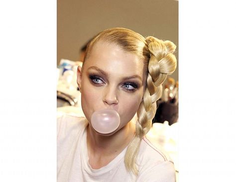 Crooked Coiffure Braids To Try, Coachella 2014, Jessica Stam, Braid Inspiration, Models Backstage, Hair Arrange, Cool Braids, Easy Braids, Best Model