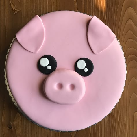 Pig Cakes, Piggy Birthday Cake, Pig Cake Ideas, Piggy Cake Ideas, Easy Pig Cake Ideas, Diy Pig Cake, Pig Theme Cake, Pig Cake Design, Cute Pig Cake Design