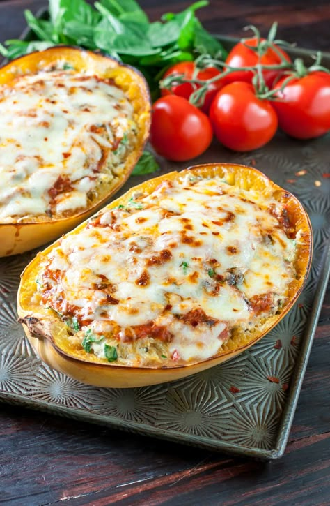 Veg Keto, Cheesy Spaghetti Squash, Keto Vegetarian Recipes, Veggie Keto, Spaghetti Squash Lasagna, Foodgawker Recipes, Vegetarian Spaghetti, Squash Lasagna, Traditional Lasagna