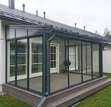 Garden Room Extensions, Screened Porch Designs, Rooftop Terrace Design, Room Extensions, Patio Enclosures, Sunroom Designs, Enclosed Patio, House Extension Design, Glass Room