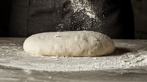 The standard oven function is for baking, but it is not as common knowledge that it works for proofing too. Here's how you can use it for proofing dough. Baking Bread At Home, Proofing Bread, Italian Grill, Bigger Bolder Baking, Frozen Bread Dough, Sweet Cornbread, Kneading Dough, Giada De Laurentiis, The Untold Truth