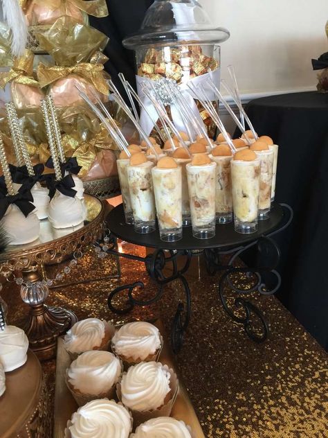 Maskerade Party Food Ideas, Gatsby 21st Birthday Party, Great Gatsby Candy Table, Great Gatsby Food Appetizers, Harlem Nights Theme Party Food, 1920s Party Ideas Food, Great Gatsby 25th Birthday, Great Gatsby Party Food Ideas, Mascarade Birthday Party Ideas