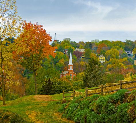 Galena Illinois Fall, Ambrose Aesthetic, 1980s America, Illinois Landscape, Virginia Aesthetic, Midwest Core, Midwest Aesthetic, Galena Illinois, America Photo