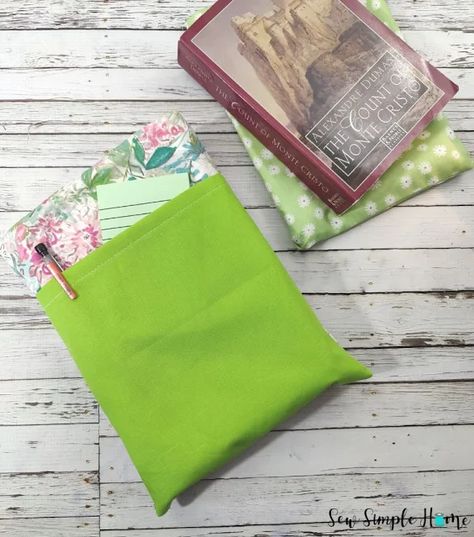 Book Pouch Sewing Pattern Free, Book Sleeve Sewing Pattern Free, Book Sleeve Pattern Free, Book Sleeve Sewing Pattern, Book Sleeve Pattern, Homemade Books, A5 Book, Book Sleeves, Book Pouch