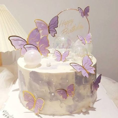 Pink Butterfly Cake, Kue Disney, Purple Butterfly Cake, Butterfly Cake Decorations, Butterfly Cupcake Toppers, Fairy Birthday Cake, Birthday Cupcakes Decoration, Purple Cakes Birthday, Birthday 11