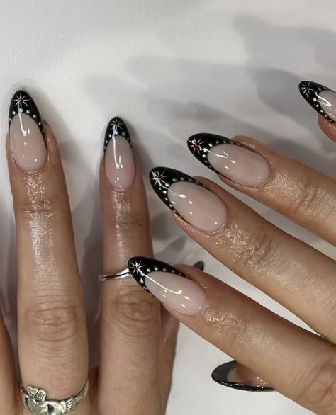 black nail inspo Vintage Nails, Simple Acrylic Nails, Pretty Gel Nails, Nail Jewelry, Nails Gel, Prom Nails, Minimalist Nails, Fire Nails, Funky Nails