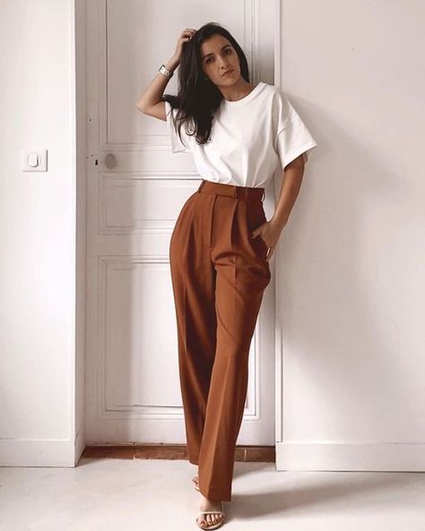 Slacks Outfit, Scandi Fashion, Dress Pants Outfits, Look Office, Slacks For Women, Stylish Work Attire, Office Outfits Women, Business Casual Outfits For Work, Elegante Casual