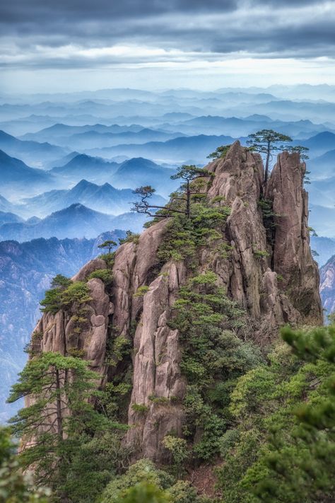 Huangshan, Chongqing, Mongolia, At The Top, Tibet, Amazing Nature, Natural Wonders, Nature Photos, Maldives