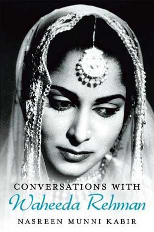 Conversation With #WaheedaRehman by Penguin Books #BookExcerpt Waheeda Rehman, Vintage India, Vintage Bollywood, Film History, Penguin Books, Bollywood Stars, Bollywood Celebrities, India Art, Bollywood Fashion