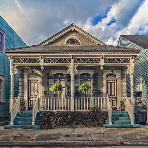 New Orleans House Plans, New Orleans House Exterior, New Orleans Style Homes, Home Architecture Styles, Fairytale Houses, New Orleans Architecture, Shed Tiny House, Shotgun House, Louisiana Homes