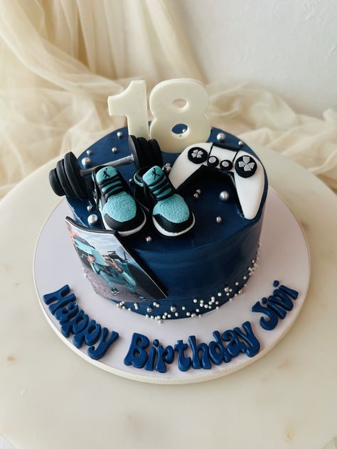 Cake For 17th Birthday Boy, Boy 16th Birthday Cake, 17th Birthday Cake Boy, Boys 16th Birthday Cake, Boys 18th Birthday Cake, Birthday 15, Boy 16th Birthday, 15th Birthday Cakes, 17 Birthday Cake