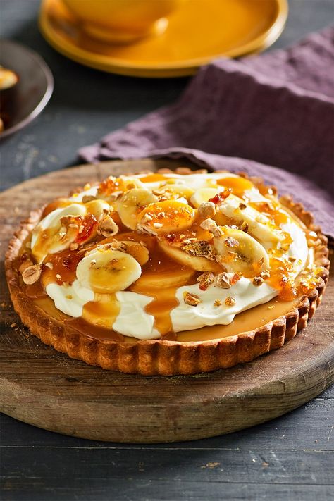 Caramel Tart Recipe, Banoffee Tart, Beautiful Baking, Banana Caramel, Caramel Slice, Caramel Tart, Recipes For The Whole Family, Sweet Pies, Savory Tart