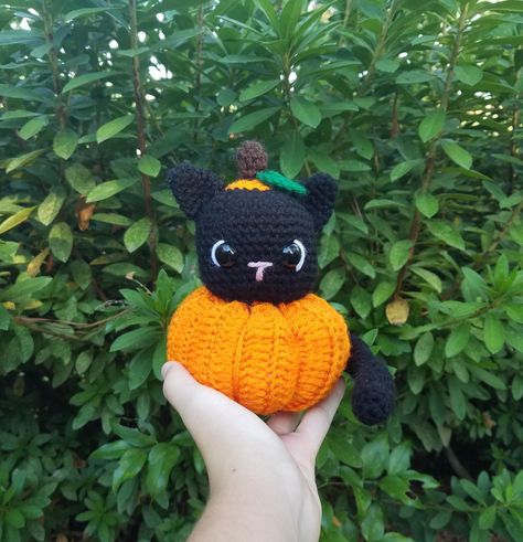 Jack O Lantern Crochet, Halloween Cat Crochet, Jack O Lantern Cat, When Witches Go Riding, Halloween Amigurumi, Pumpkin Cat, Crochet Halloween, Pumpkin Hat, Halloween Crochet Patterns