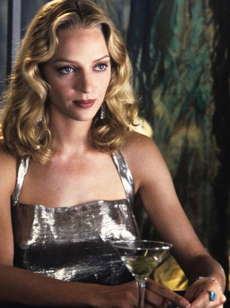 Uma Thurman in Gattaca Uma Thurman Movies, Uma Thurman Kill Bill, Colleen Atwood, Dangerous Liaisons, Film Netflix, Romantic Comedies, Flamboyant Natural, Maya Hawke, Uma Thurman