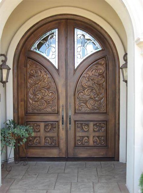 Top 45 Beautiful Wooden Doors - Engineering Discoveries Entrance Wood Door, Pintu Interior, Door Design Ideas, Wooden Main Door, Wooden Main Door Design, Double Door Design, Wooden Doors Interior, Wooden Arch, Double Front Doors