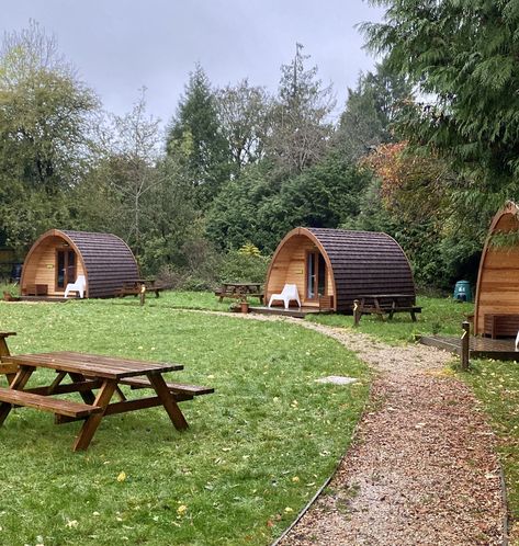 Eco Pods, Resort Design Plan, Uk Culture, Camping Pod, Tiny House Village, Outdoor Restaurant Design, Glamping Resorts, Living In England, Luxury Glamping