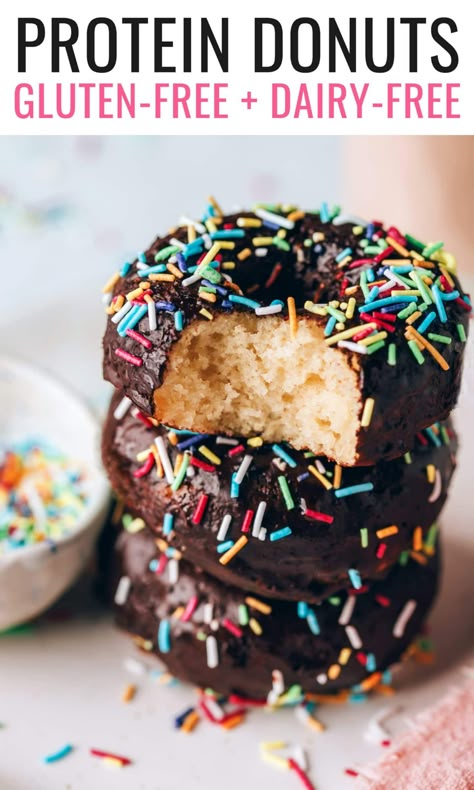 These protein donuts are made with almond flour, vanilla protein powder and naturally sweetened with maple syrup. They're fluffy, easy to make and absolutely delicious topped with chocolate icing. Gluten-free + dairy-free. Vanilla Protein Donut Recipe, Gf Donut Recipe, Protein Donut Recipe, Dairy Free High Protein, High Protein Donuts, Devotion Protein, Energy Cookies, Bariatric Snacks, Protein Donuts Recipe