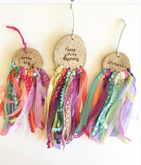 Tassel Crafts, Scrap Fabric Crafts, Ideas For Easter Decorations, Ideas For Easter, Easter Decorations Kids, Kids Outdoor, Paper Towel Roll Crafts, Ribbon Crafts, Diy Easter Decorations