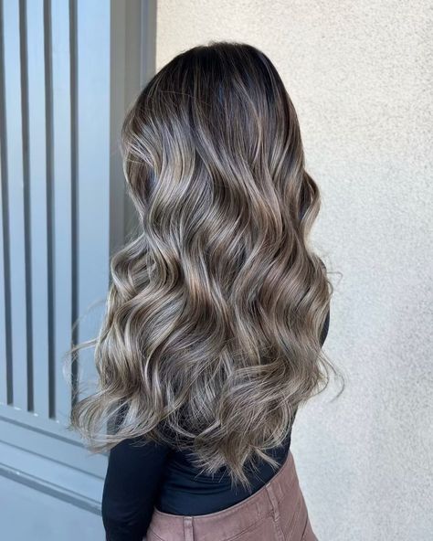 Beige Ash Balayage, Ash Beige Blonde Balayage, Cool Tone Highlights Brunettes, Cool Toned Brown Hair Balayage, Ash Brown Hair Balayage, Highlights Brown Hair Balayage, Light Ash Brown Hair, Beige Blonde Balayage, Grey Blending