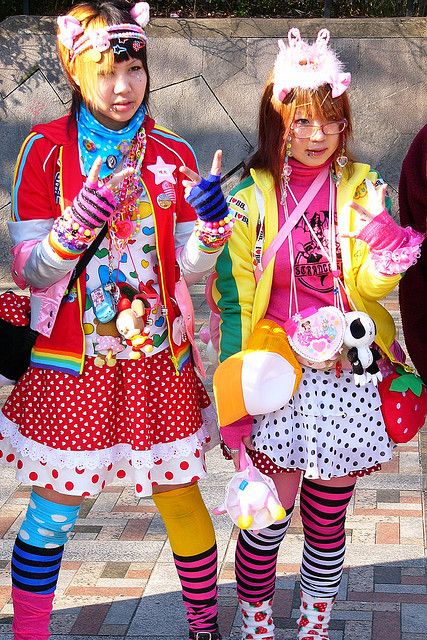 Clowncore Outfit, Decora Fashion, Decora Harajuku, Harajuku Decora, Harajuku Japan, Harajuku Fashion Street, Harajuku Girls, Tokyo Street Style, Weird Fashion