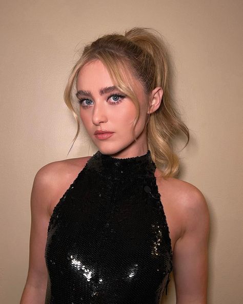 kale teter (@kaleteter) • Instagram photos and videos Katheryn Newton, Kathryn Love Newton, Christina El Moussa, Kathryn Newton, Female Actresses, Woman Crush, Girl Crush, Kale, Celebrity Crush